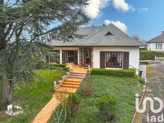 Maison de plain-pied à vendre 179 000 € 5 pièces 3 chambres 124 m² Dieuze 57260