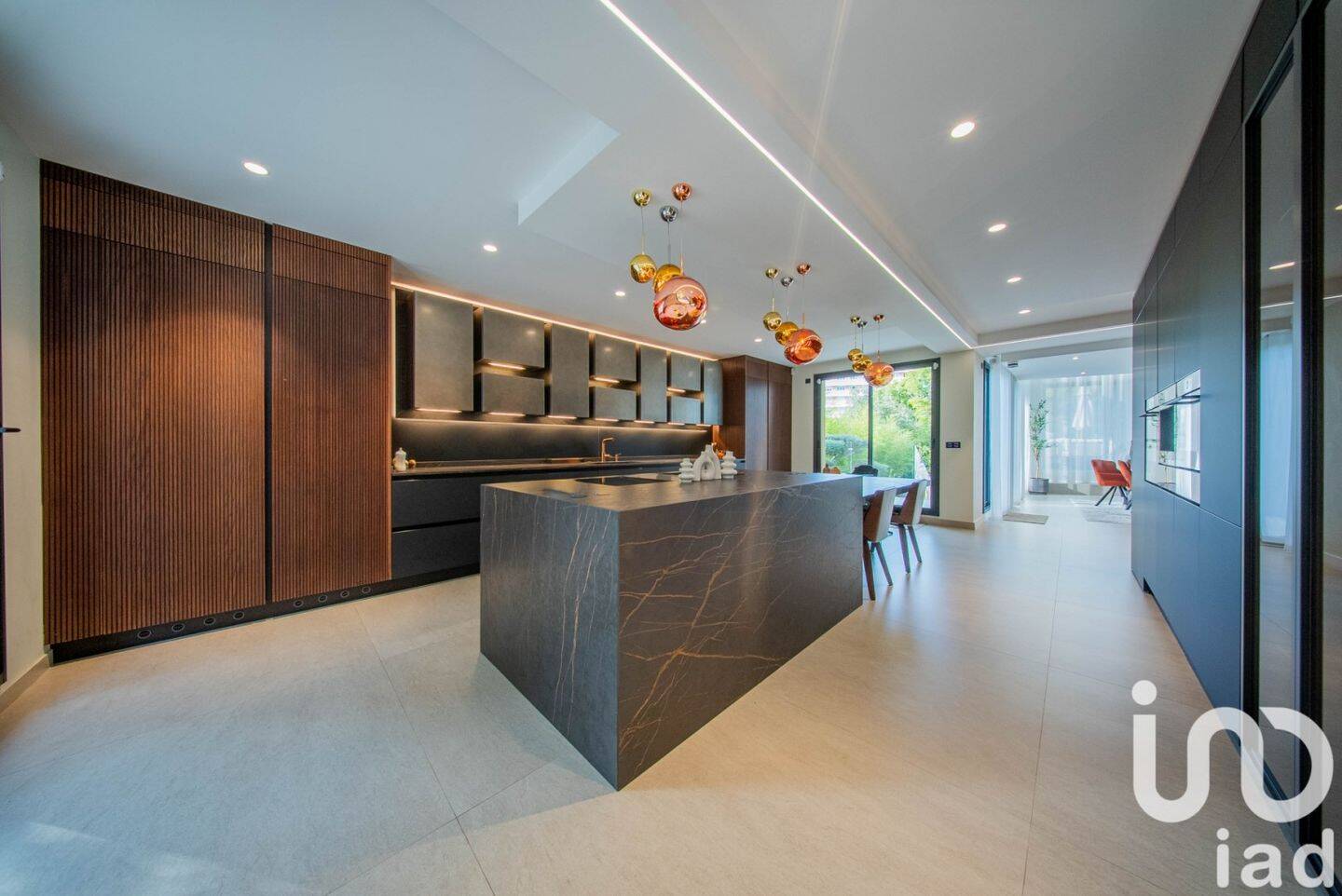 Maison à vendre, 560m², SEVRES