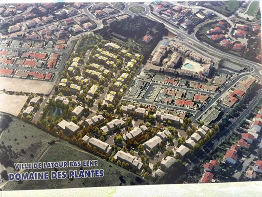 Terrain à vendre 99 000 € 180 m² de terrain Latour-Bas-Elne 66200