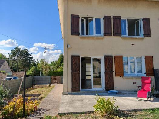 Maison à vendre 138 000 € 4 pièces 2 chambres 66 m² 433 m² de terrain Est Nogent-sur-Seine 10400