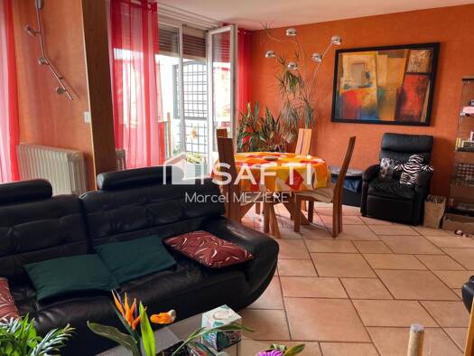 Appartement à vendre 143 000 € 5 pièces 3 chambres 89 m² Étage 2/5 Le Bois de Saint Bon Paron 89100