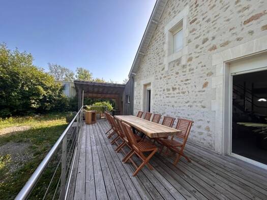 Maison à vendre 191 700 € 4 pièces 2 chambres 101 m² 2 088 m² de terrain Mainxe-Gondeville 16200