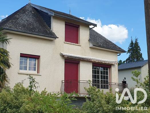 Maison à vendre 162 000 € 5 pièces 3 chambres 133 m² 1 823 m² de terrain Saint-Pardoux-l'Ortigier 19270