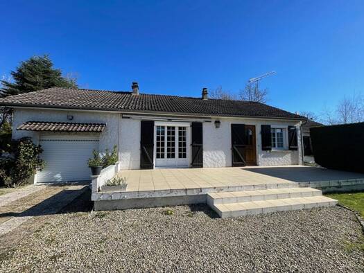 Maison de plain-pied à vendre 142 800 € 5 pièces 4 chambres 111 m² 2 009 m² de terrain Nogent-sur-Vernisson 45290