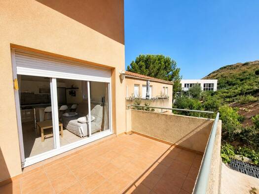 Appartement à vendre 189 500 € 2 pièces 1 chambre 40 m² Étage 2/3 Avenue de Marseille-Liourat Vitrolles 13127
