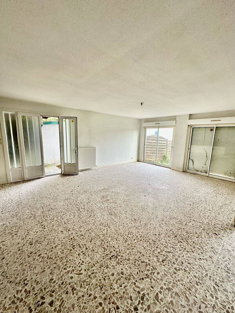 Maison à vendre, 105m², GRAYAN ET L'HOPITAL