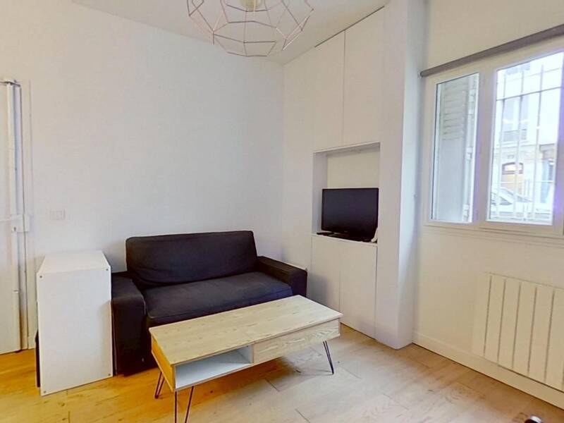 Maison à louer, 21m², PARIS 18E