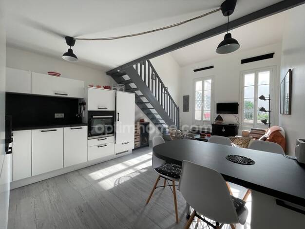Duplex à vendre 394 000 € 2 pièces 2 chambres 44 m² Étage 1/1 Saint-Martin-de-Ré 17410