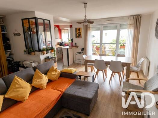 Appartement à vendre 279 000 € 4 pièces 3 chambres 76,35 m² Étage 3/3 Gondoles Nord I Choisy-le-Roi 94600