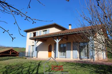 Villa à vendre 299 000 € 5 pièces 4 chambres 138 m² 2 000 m² de terrain Cluny 71250