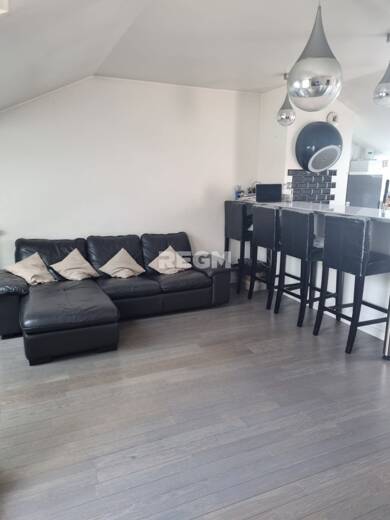 Appartement à vendre 246 620 € 3 pièces 2 chambres 67 m² Dernier étage, Étage 4/4 Les Mousseaux Villepinte 93420