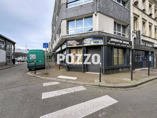 Local commercial à louer 1 315 € 80 m² de surface de vente Centre Cherbourg-en-Cotentin 50100