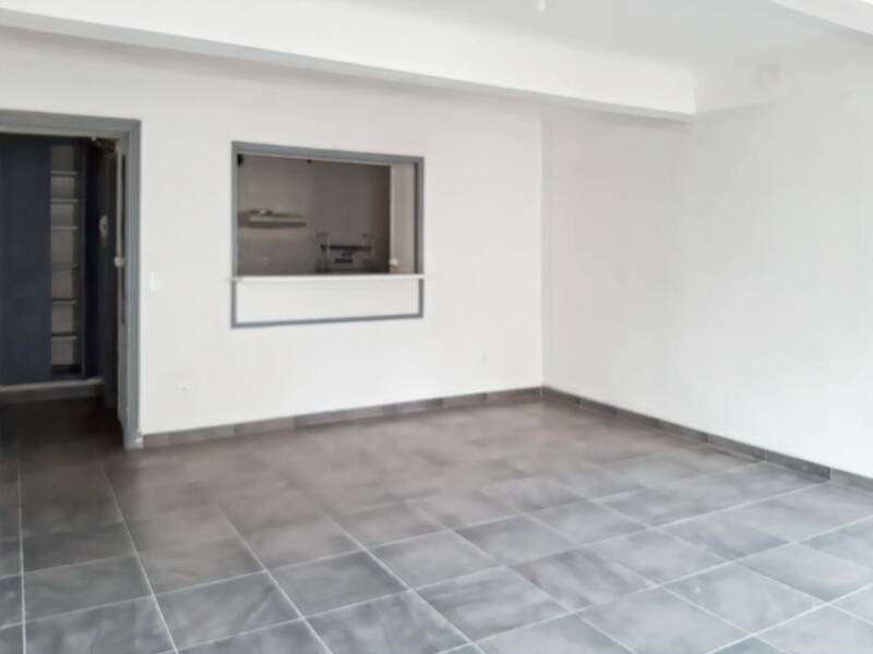 Maison à louer, 56m², VOLONNE