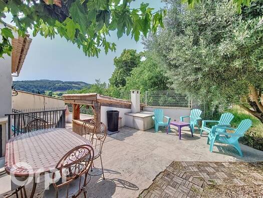 Maison à vendre 620 000 € 4 pièces 3 chambres 150 m² 700 m² de terrain Le Castellet 83330