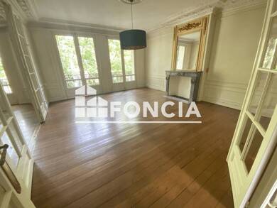 Appartement à louer 2 824 € 5 pièces 4 chambres 203,7 m² 4ème étage Centre Lille 59000