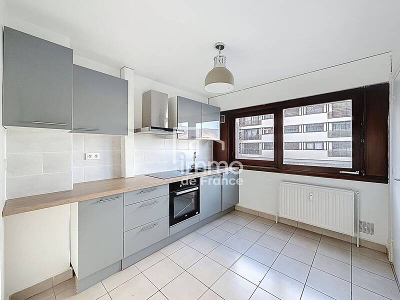 Maison à vendre, 101m², OYONNAX