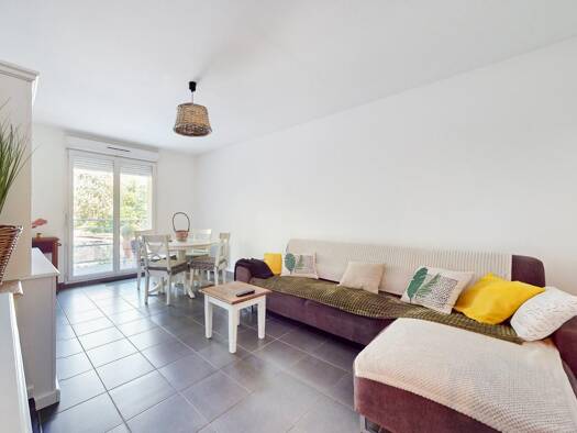 Appartement à louer 693 € 2 pièces 1 chambre 54 m² Étage 1/2 Vicoigne Raismes 59590
