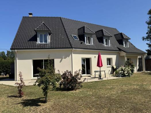 Maison à vendre 399 000 € 10 pièces 8 chambres 217 m² 1 500 m² de terrain Saint-Pierre-en-Port 76540