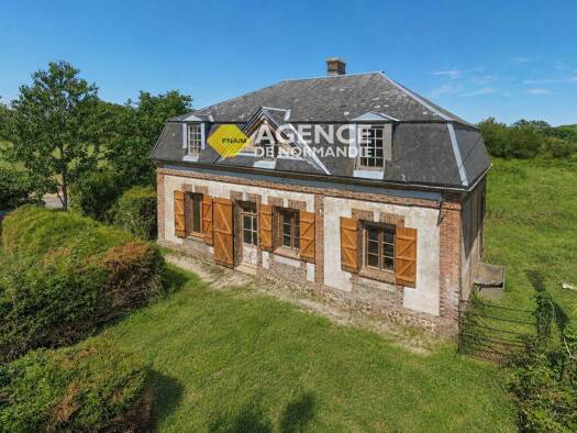 Maison à vendre 125 000 € 4 pièces 2 chambres 135 m² 40 000 m² de terrain La Ferté-en-Ouche 61550