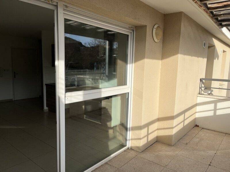 Maison à louer, 55m², MARSEILLE 8E