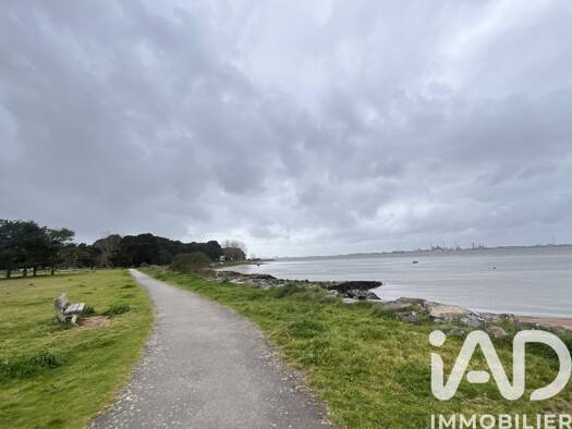 Appartement à vendre 122 500 € 3 pièces 3 chambres 68,5 m² Étage 1/2 Paimbœuf 44560