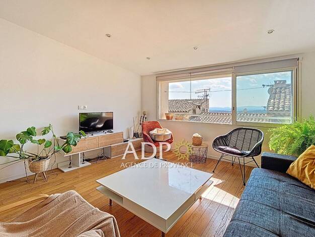 Maison à vendre 362 000 € 5 pièces 4 chambres 140 m² Saint-Cézaire-sur-Siagne 06530