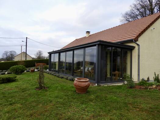 Maison de plain-pied à vendre 248 000 € 4 pièces 2 chambres 120 m² 2 187 m² de terrain Saxi-Bourdon 58330