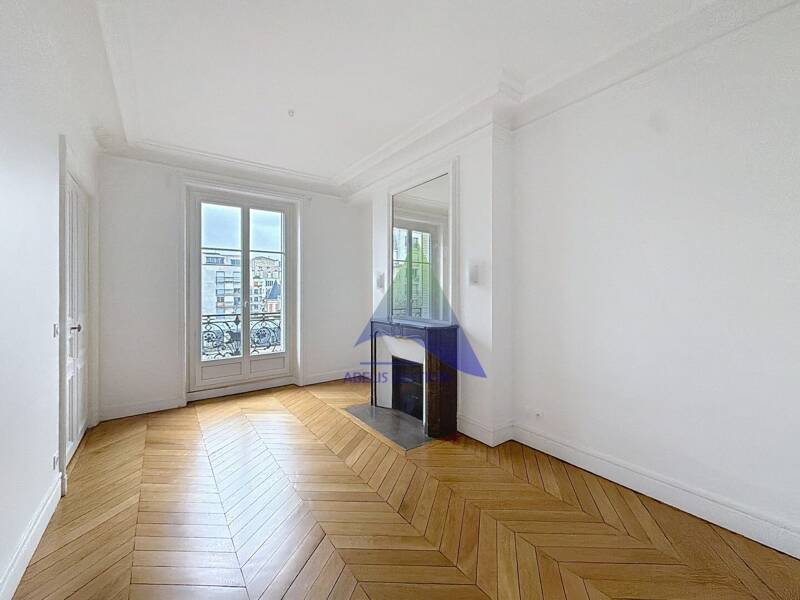 Maison à louer, 137m², PARIS 17E