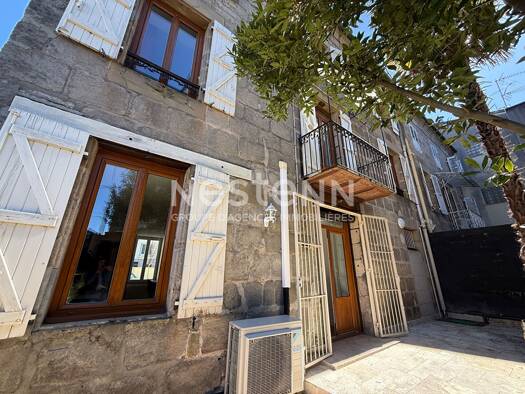 Maison à louer 1 420 € 6 pièces 5 chambres 161 m² 259 m² de terrain Arsonval Brive-la-Gaillarde 19100