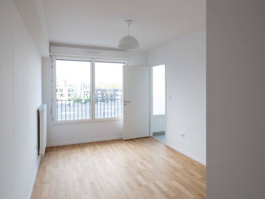Appartement à louer 1 699 € 4 pièces 3 chambres 89,1 m² Étage 1/5 Atlantis-Massy Sud Massy 91300