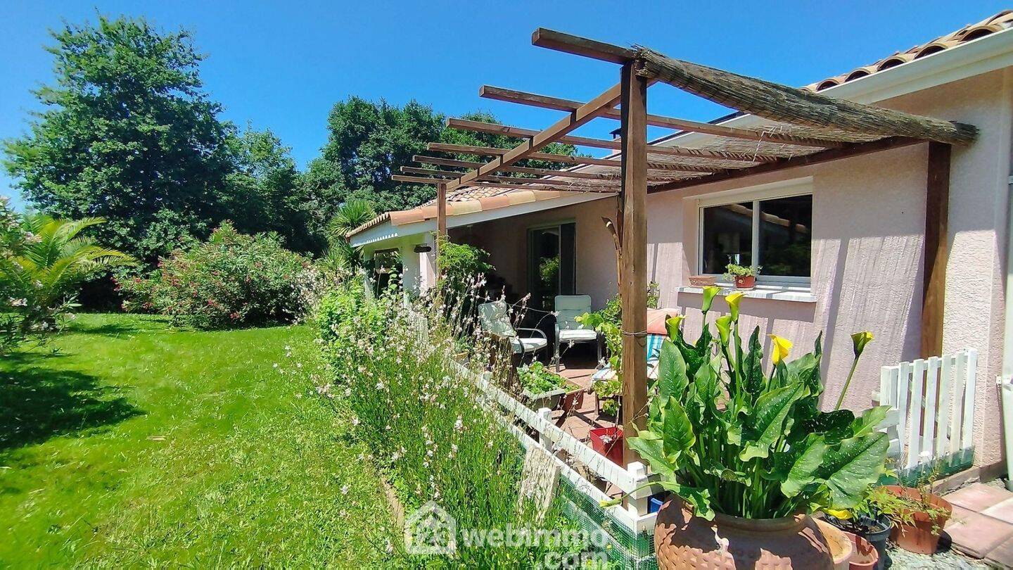 Maison à vendre, 75m², HAGETMAU