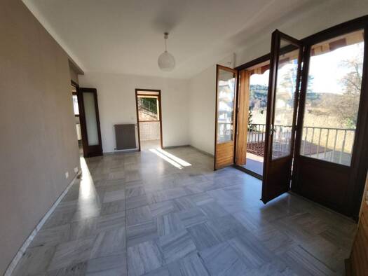 Appartement à vendre 59 900 € 2 pièces 1 chambre 43 m² 1er étage Vernet-les-Bains 66820