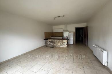 Appartement à louer 550 € 2 pièces 1 chambre 39,1 m² RDC Queyrac 33340