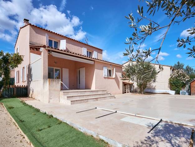 Maison à vendre 350 000 € 4 pièces 3 chambres 110 m² 425 m² de terrain Les Ponches-Les Naves Manosque 04100