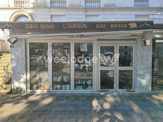 Local commercial à vendre 49 000 € 64 m² de surface de vente Bagnères-de-Luchon 31110