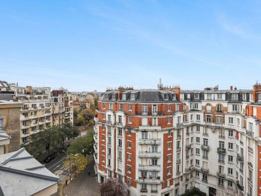 Appartement à vendre 710 000 € 3 pièces 2 chambres 71,07 m² Étage 1/8 Auteuil Sud Paris 16ème arrondissement 75016