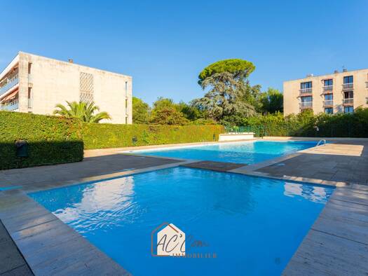 Appartement à vendre 329 000 € 4 pièces 3 chambres 120 m² Étage 3/3 Saint Julien Marseille 12ème arrondissement 13012