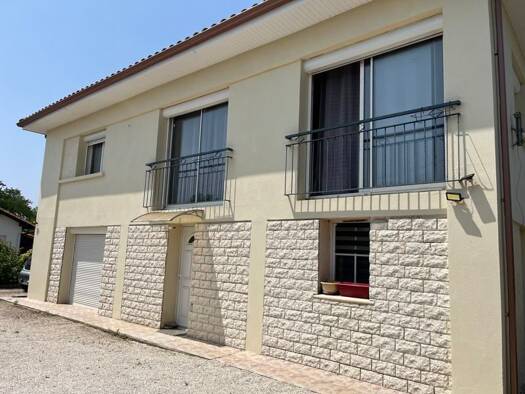 Maison à vendre 129 808 € 5 pièces 3 chambres 142 m² 2 424 m² de terrain Saint-Pierre-d'Eyraud 24130