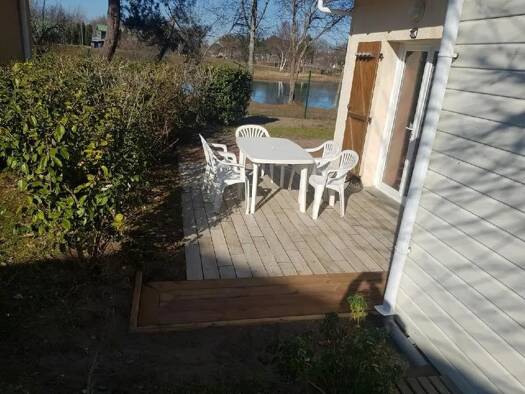 Appartement à louer 600 € 2 pièces 1 chambre 33 m² Hourtin 33990