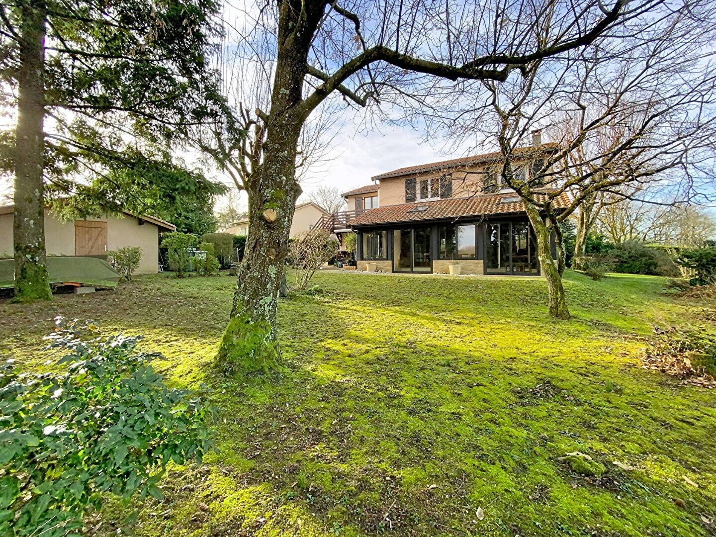 Maison à vendre, 165m², MONTMERLE SUR SAONE