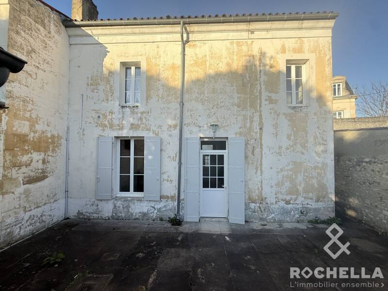 Maison à louer, 100m², SAINT JEAN D'ANGELY