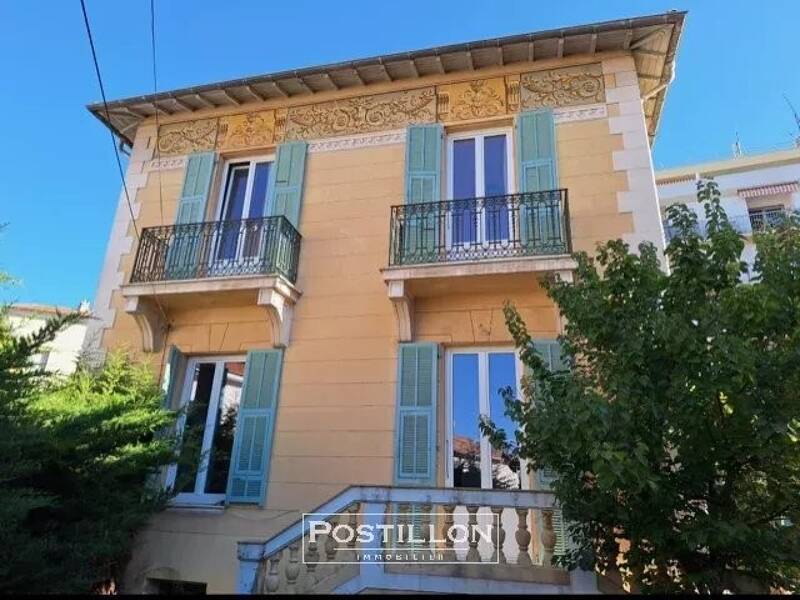Maison à louer, 146m², NICE