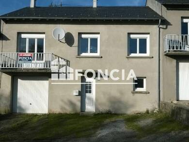 Maison à louer 650 € 5 pièces 3 chambres 77,8 m² disponible à partir du 01/08/2025 Lacaune 81230