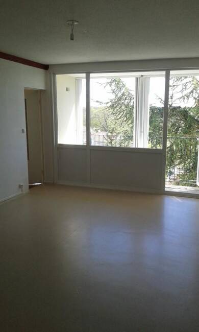 Appartement à louer 560 € 4 pièces 3 chambres 76 m² 2ème étage Toutry 21460