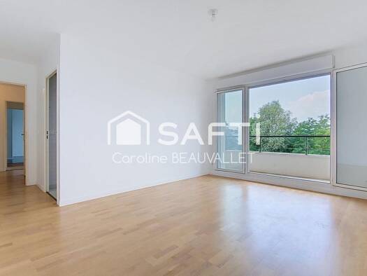 Appartement à vendre 350 000 € 4 pièces 3 chambres 80 m² Étage 3/4 Atlantis-Massy Sud Massy 91300