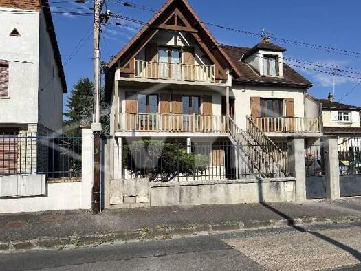 Maison à vendre 379 900 € 9 pièces 6 chambres 220 m² 504 m² de terrain Quincy-sous-Sénart 91480