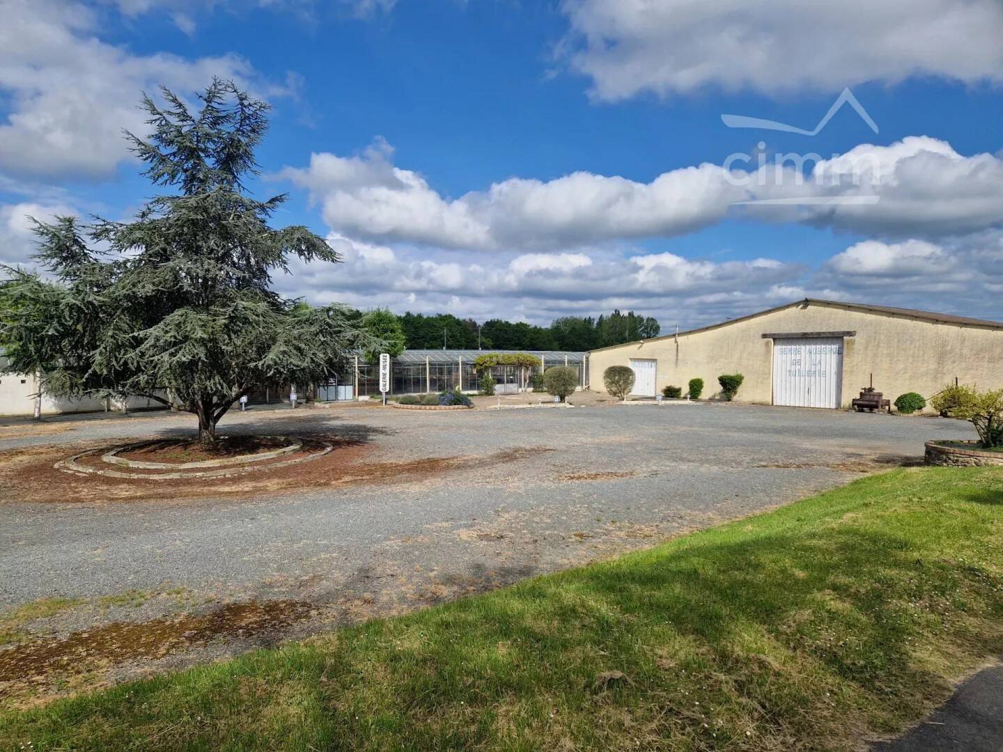 Maison à vendre, 388m², SAVONNIERES
