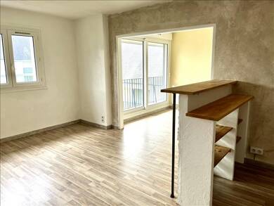 Appartement à vendre 139 750 € 6 pièces 3 chambres 90 m² Dernier étage, Étage 2/2 Lanveoc 29160