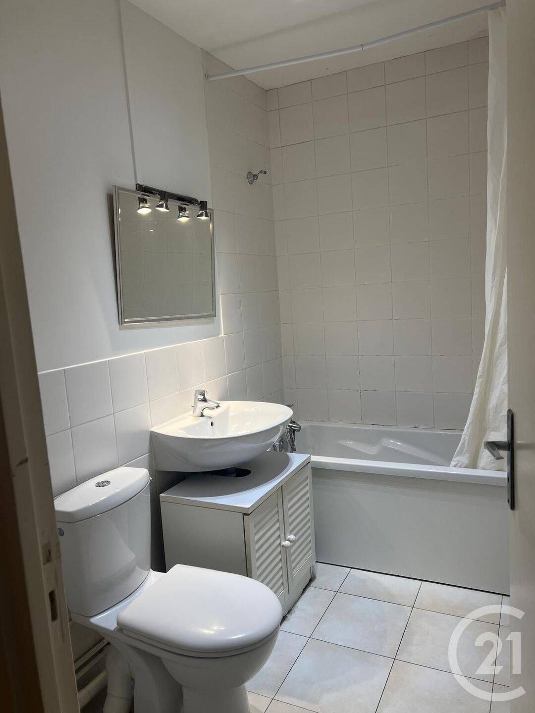 Maison à louer, 26m², LE CHESNAY