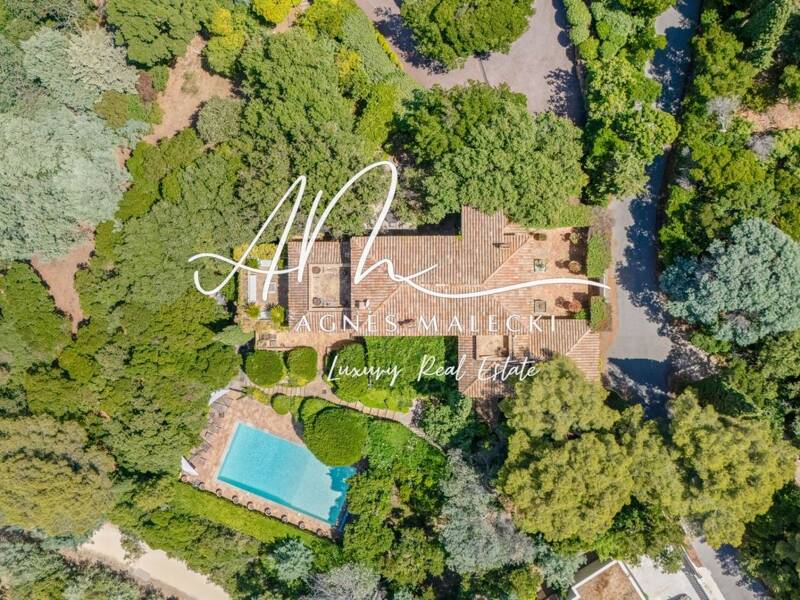 Maison à vendre, 460m², RAYOL CANADEL SUR MER